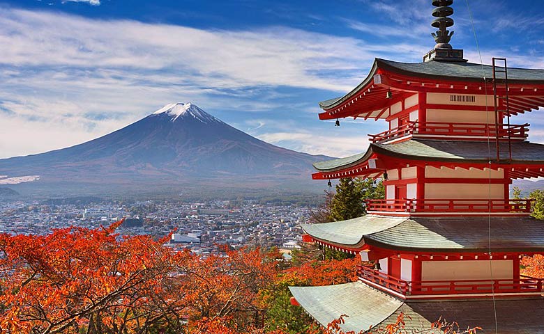 Autumn at the Chureito pagoda with Mount Fuji beyond