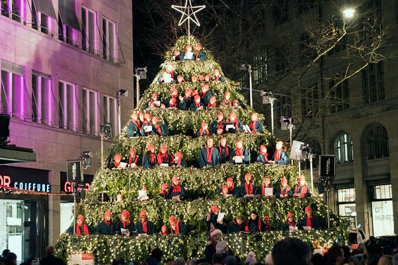 The musical Singing Christmas Tree in Zurich