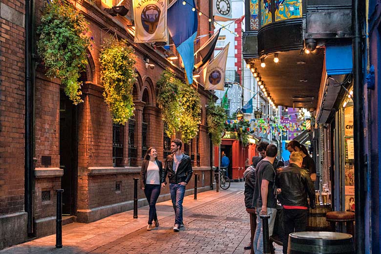 Evening in Temple Bar, Dublin