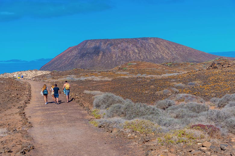 Trek to the volcano on Isla de Lobos