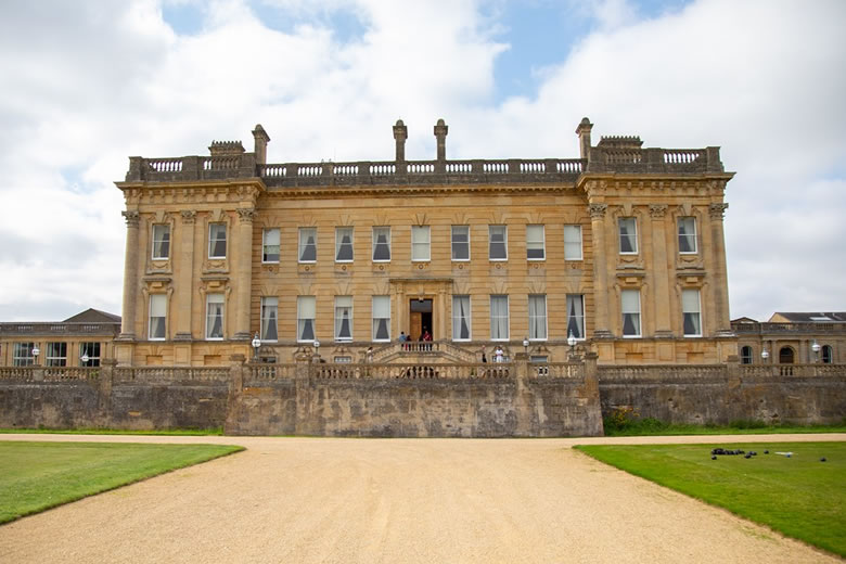 Grade II-listed Baroque-style manor - Heythrop Park, Cotswolds, UK © Warner Leisure Hotels