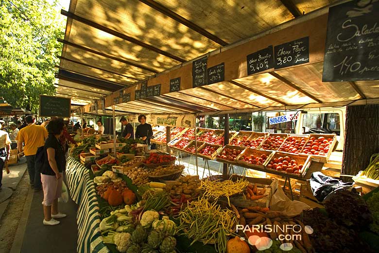 Marché biologique des Batignolle, Paris