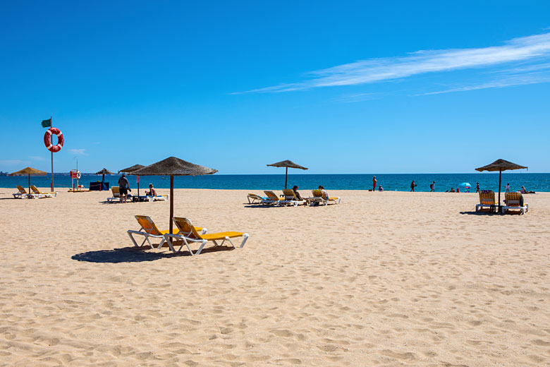 Wide open sands of Meia Praia