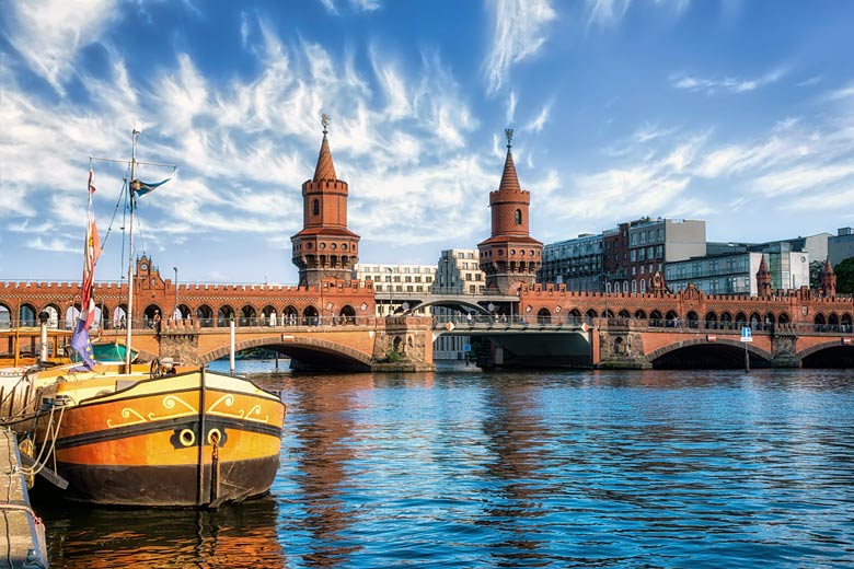 The striking Oberbaum Bridge