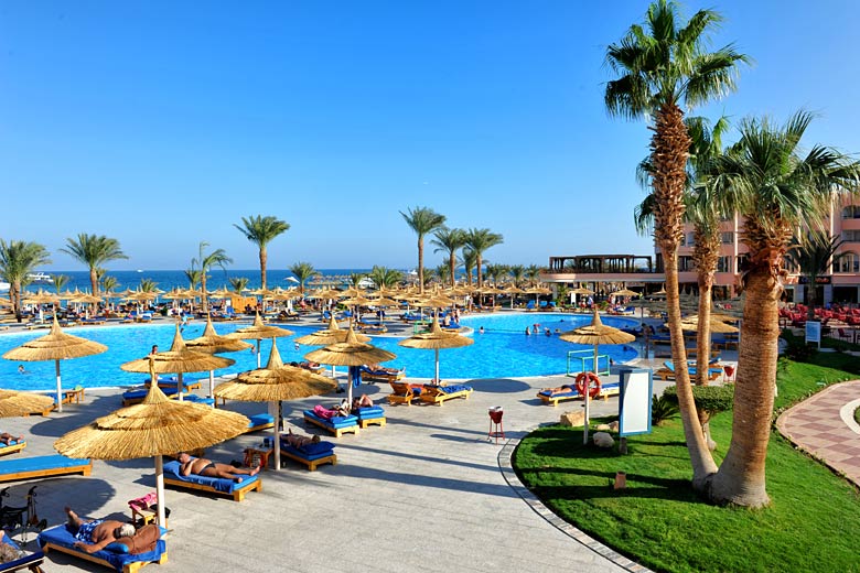 Red Sea hotels usually keep at least one pool heated in winter