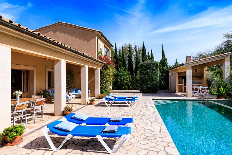 Villa Mares, Majorca